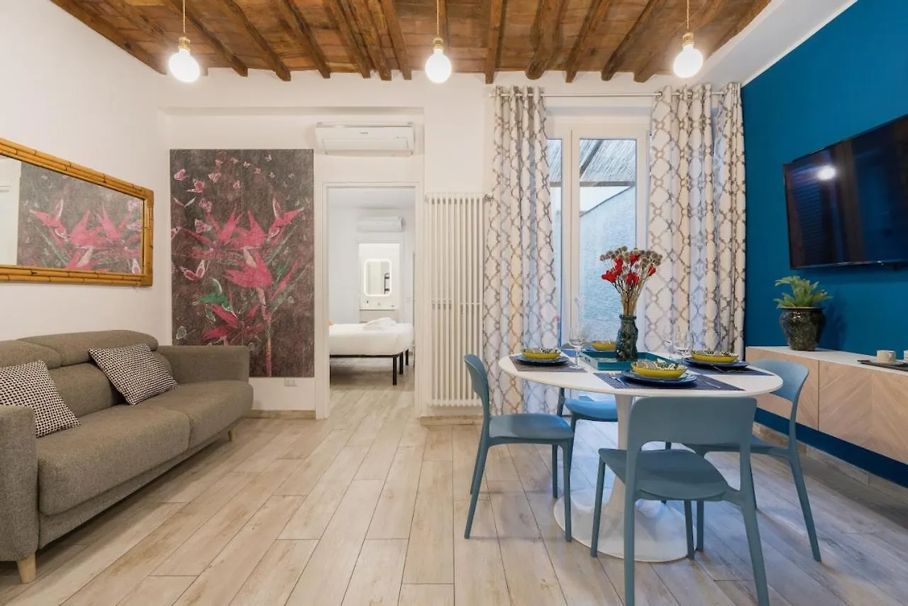 Apartment Corte Santa Maria - Florence Dolce Vita Italy